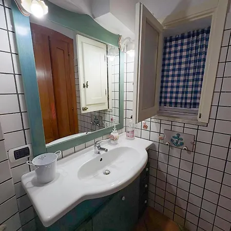 Milion's House Apartment